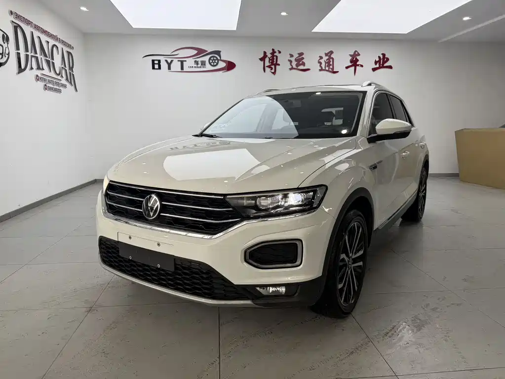 Volkswagen T-Roc 2022 — фото 1