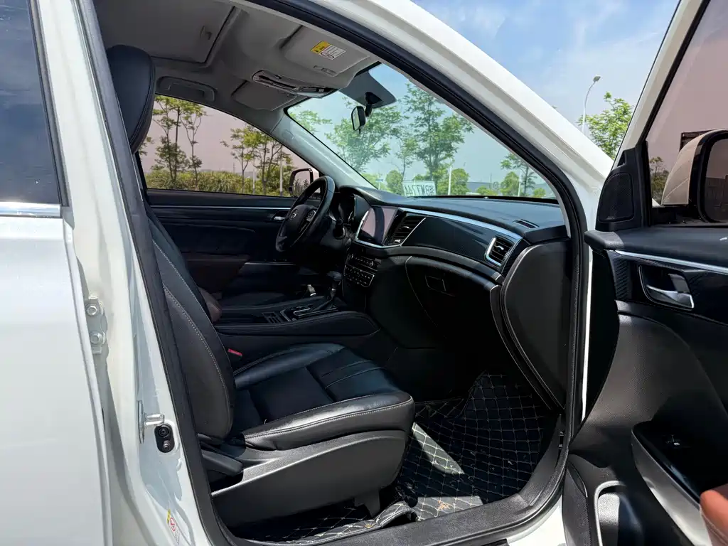 GAC Motor Trumpchi GS7 2019 — фото 12