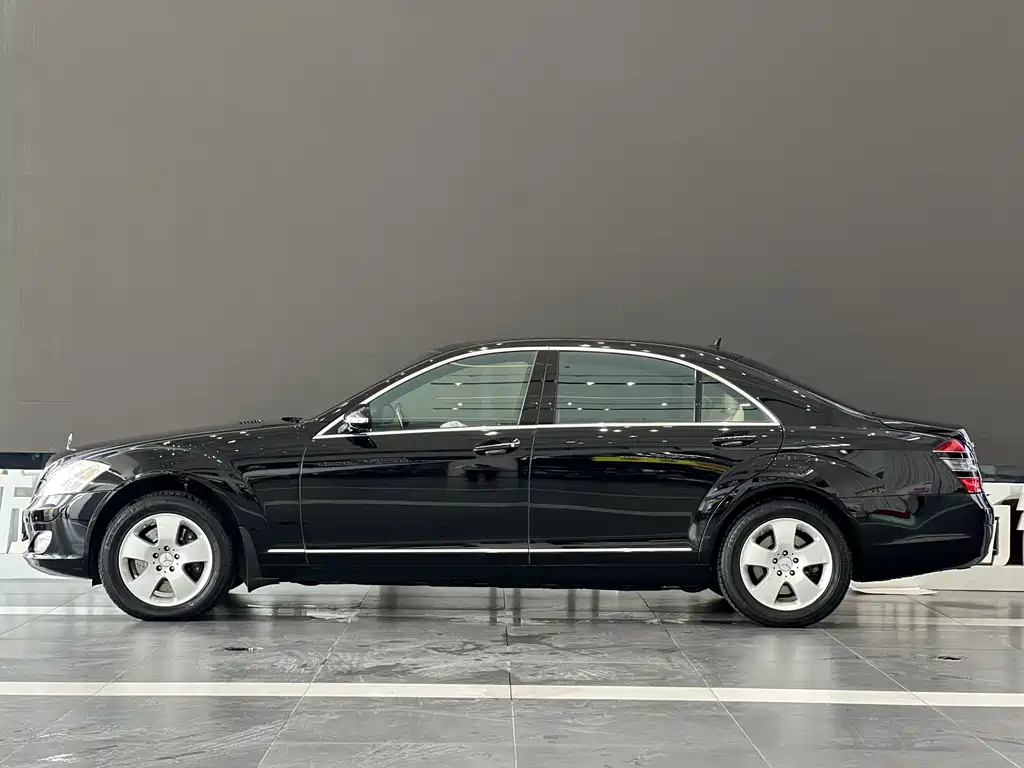 Mercedes-Benz S-Class 2006 — фото 2