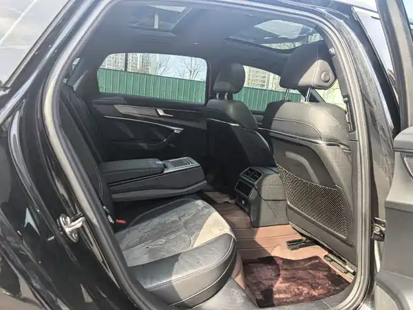 Audi A6L 2021