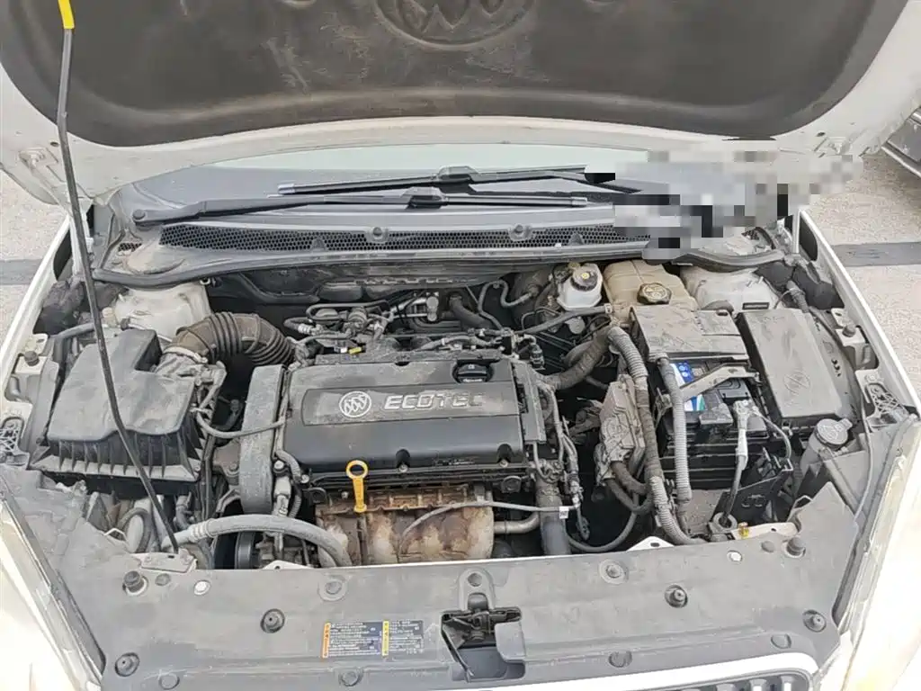 Buick Excelle 2015 — фото 20