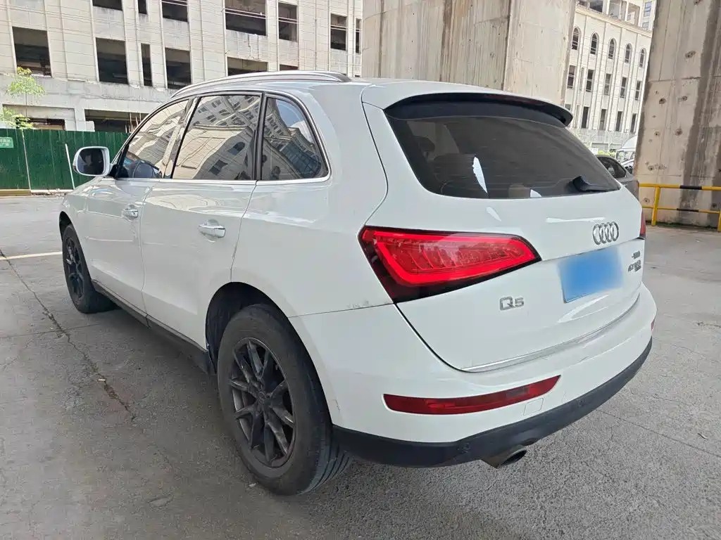 Audi Q5 2016 — фото 23