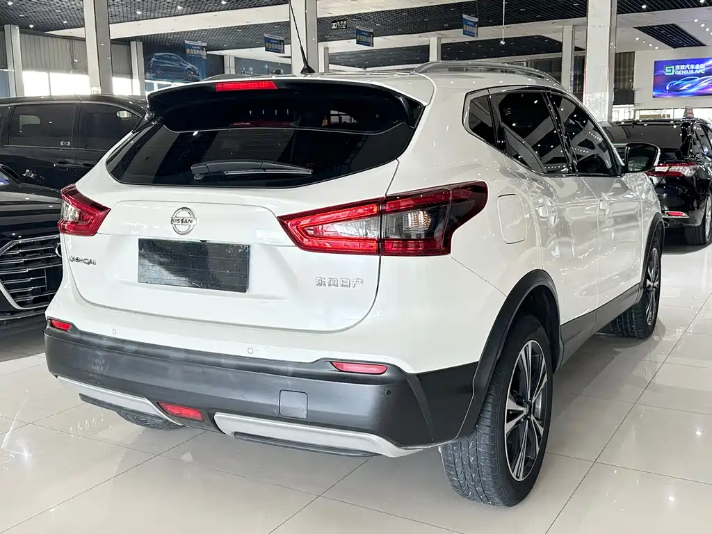 Nissan Qashqai 2022 — фото 7
