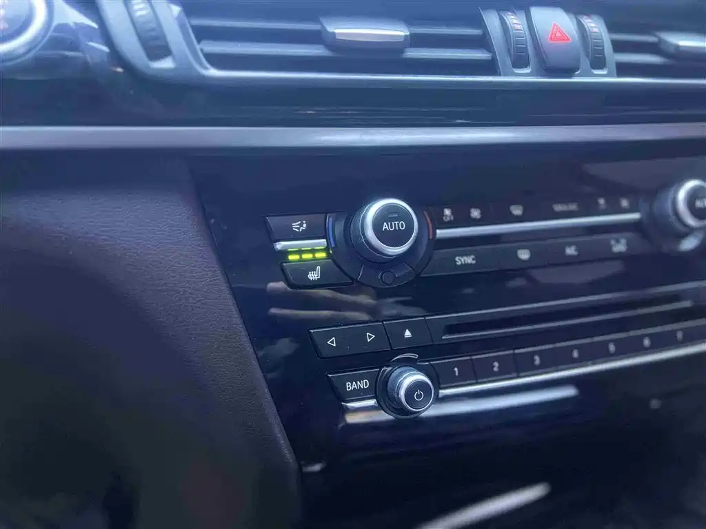 BMW X5 2015 — фото 10