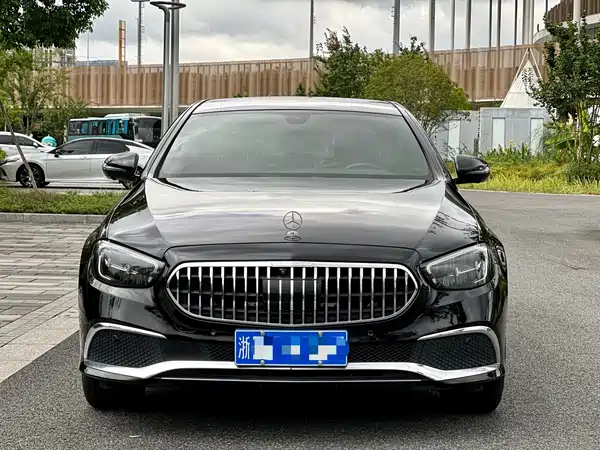 Mercedes-Benz E-Class 2021