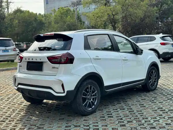 Geely Vision X3 2021