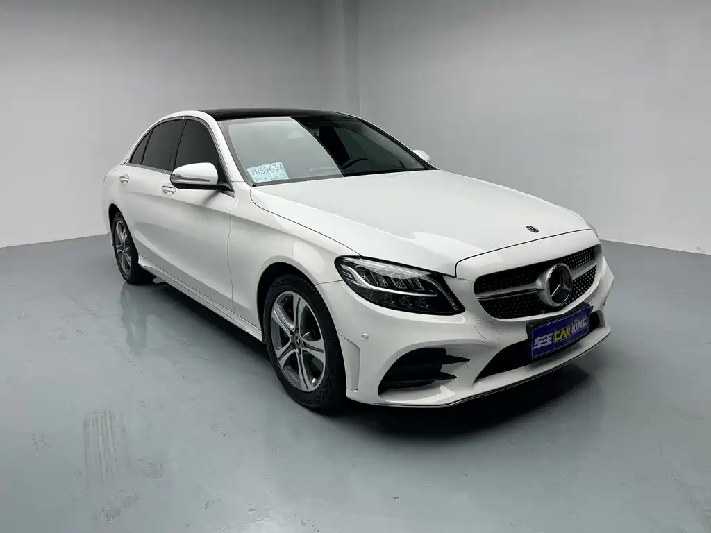 Mercedes-Benz C-Class 2020 — фото 17