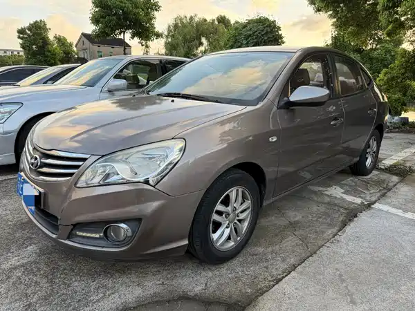 Hyundai Yuedong 2013