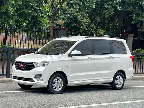 Wuling Hongguang 2021