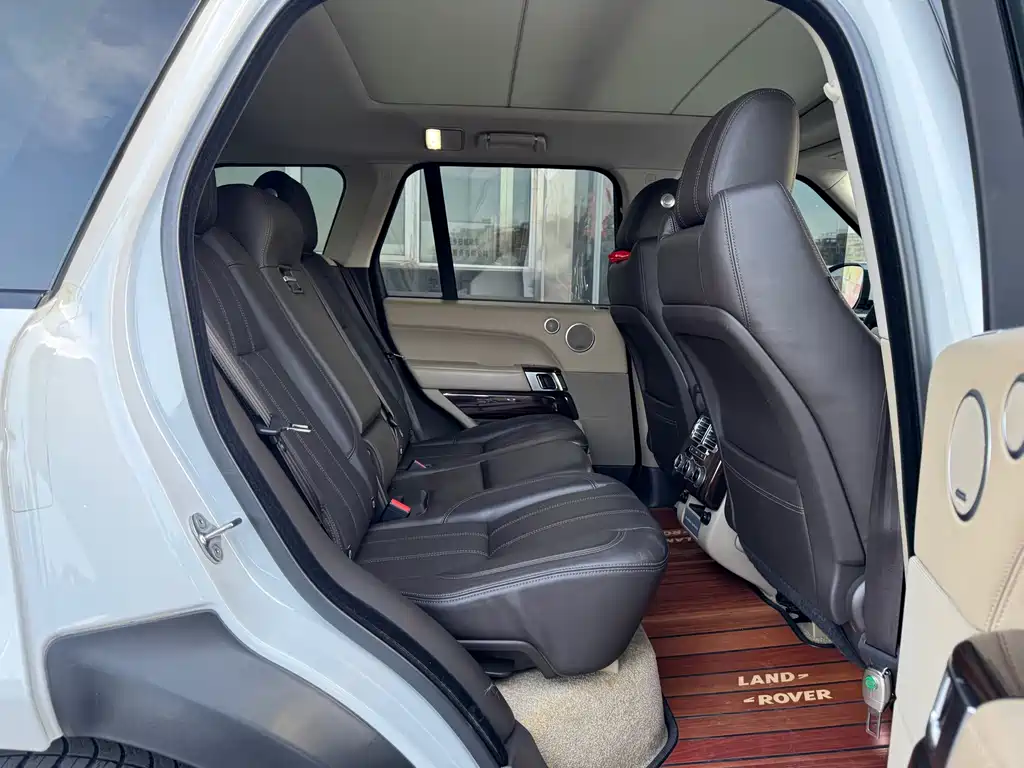 Land Rover Range Rover 2018 — фото 18