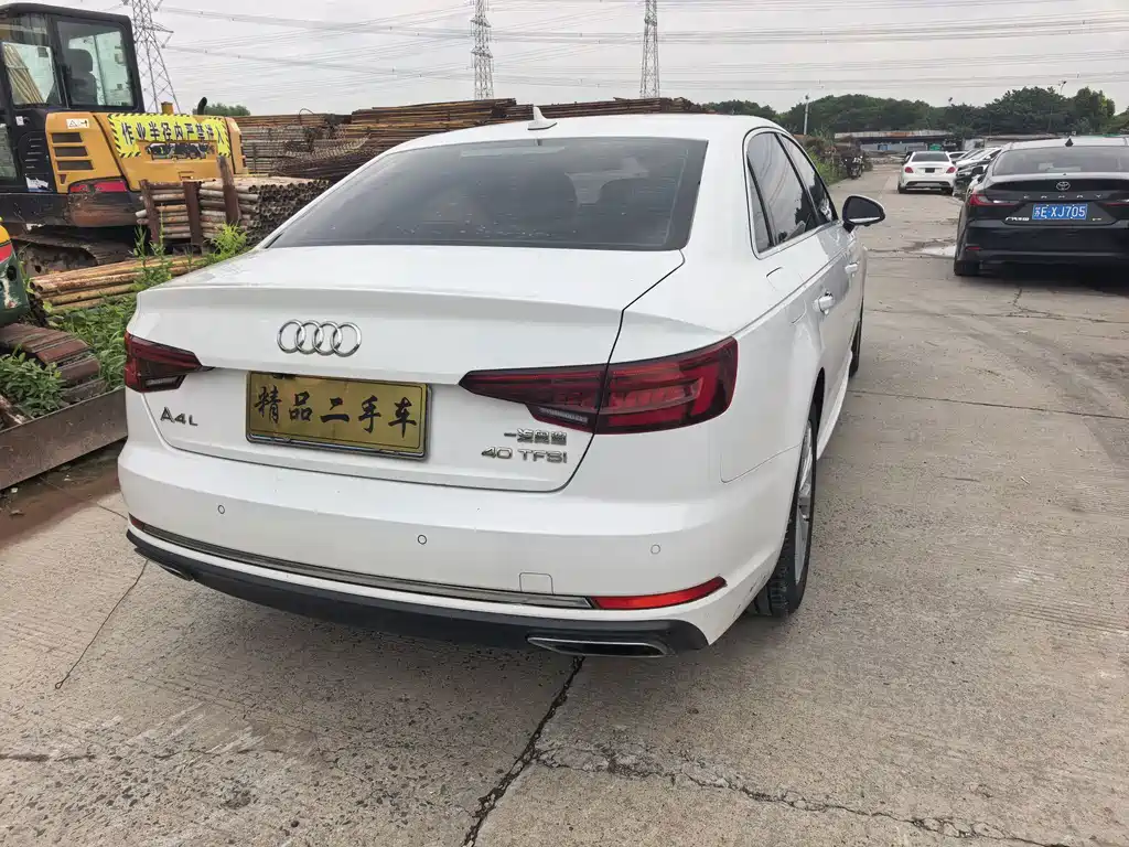Audi A4L 2019