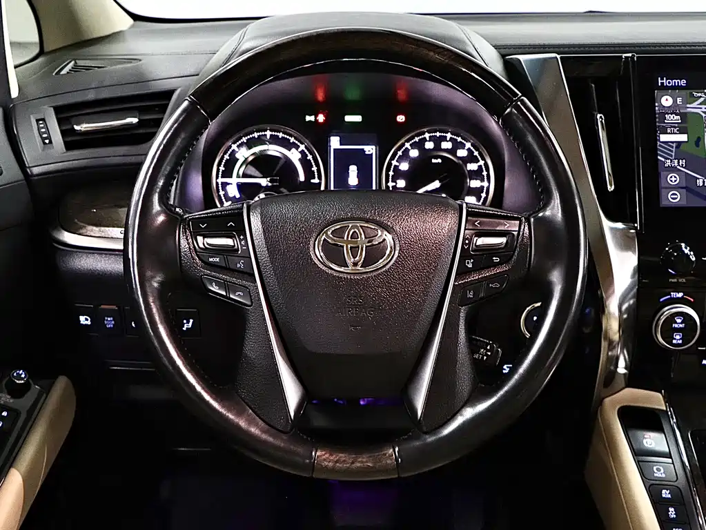 Toyota Vellfire 2020 — фото 10