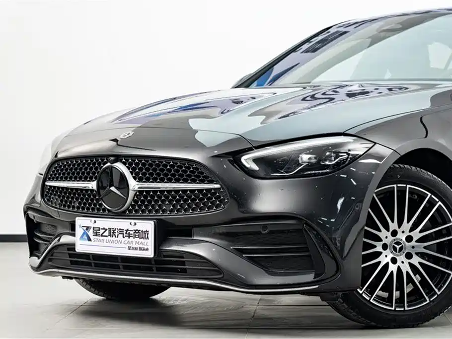 Mercedes-Benz C-Class 2023 — фото 3