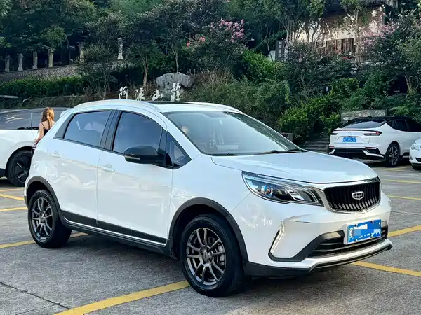 Geely Vision X3 2021