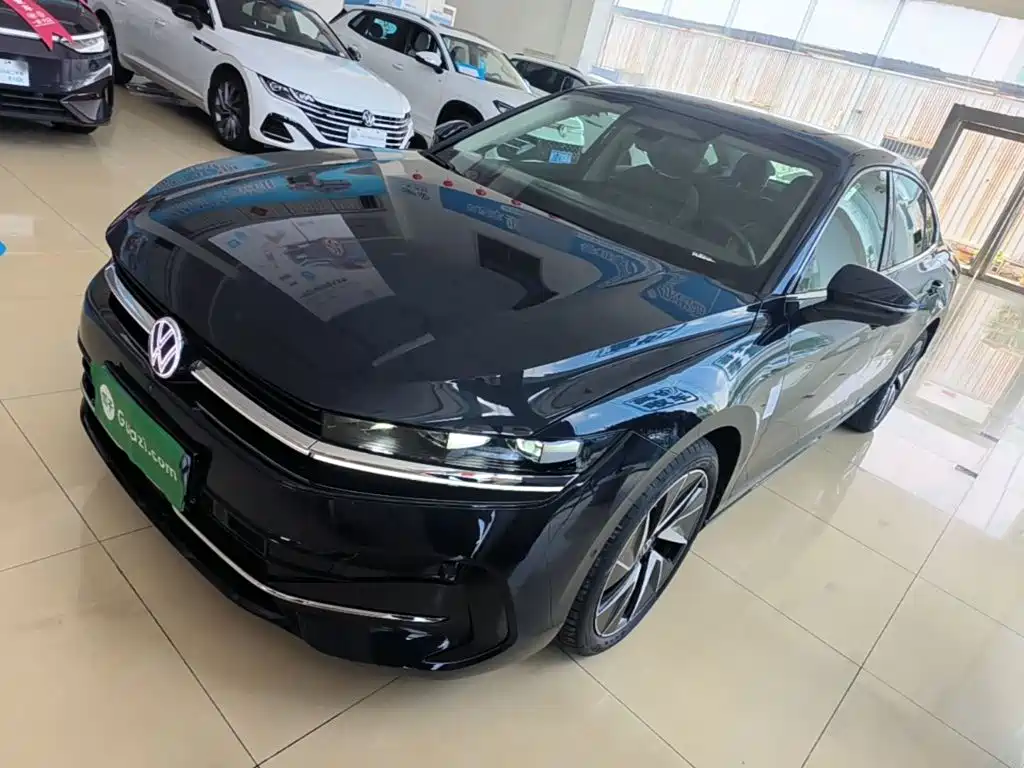 Volkswagen Magotan 2024