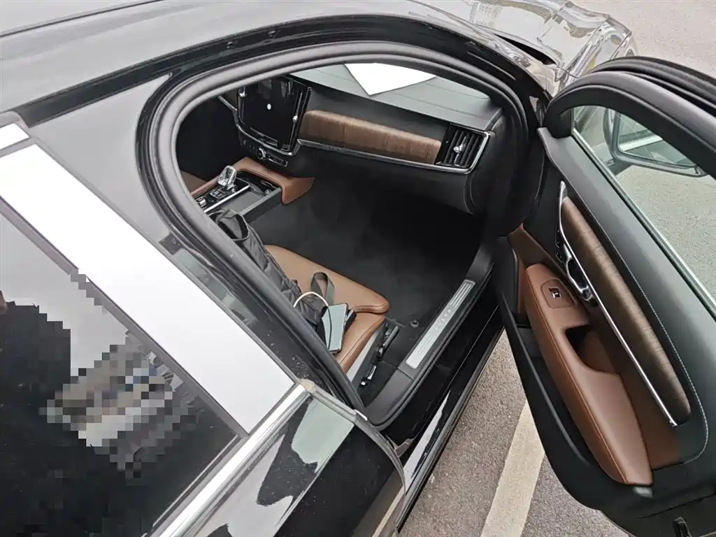 Volvo S90 2025 — фото 11