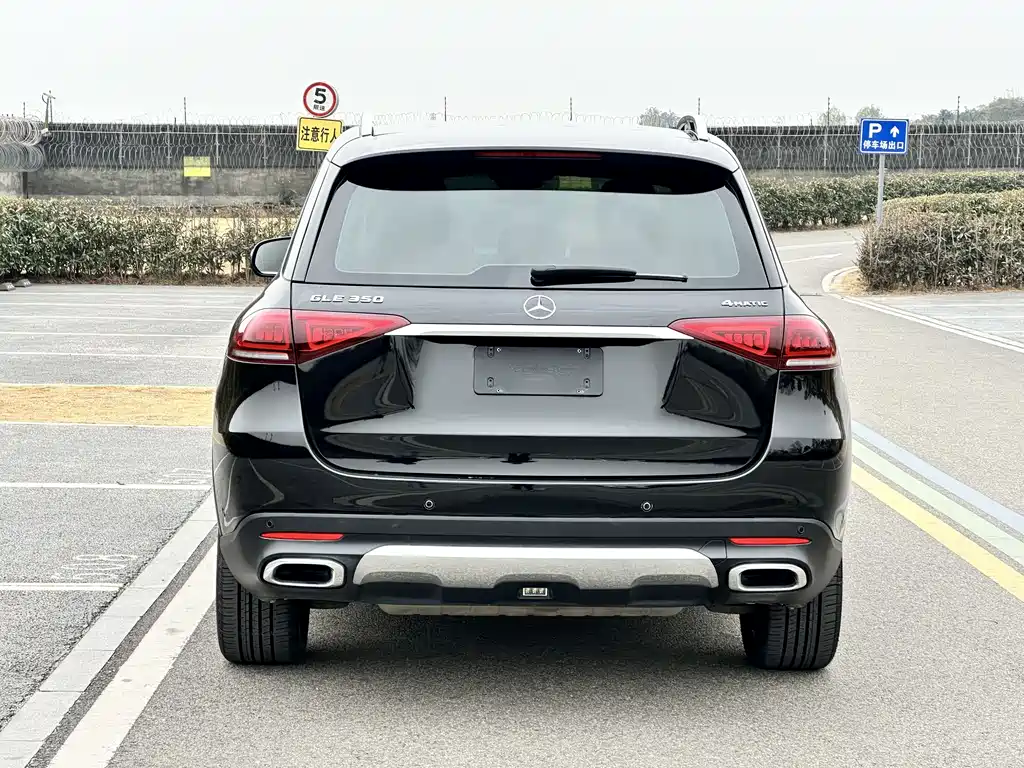 Mercedes-Benz GLE 2021