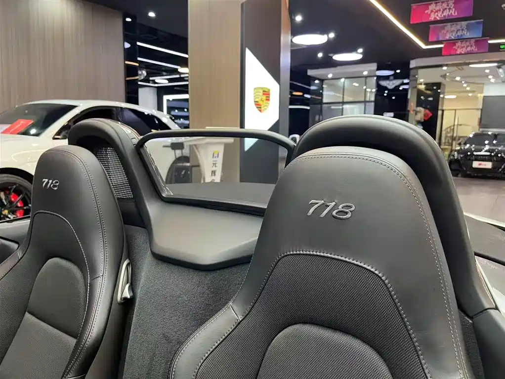 Porsche 718 2021 — фото 16