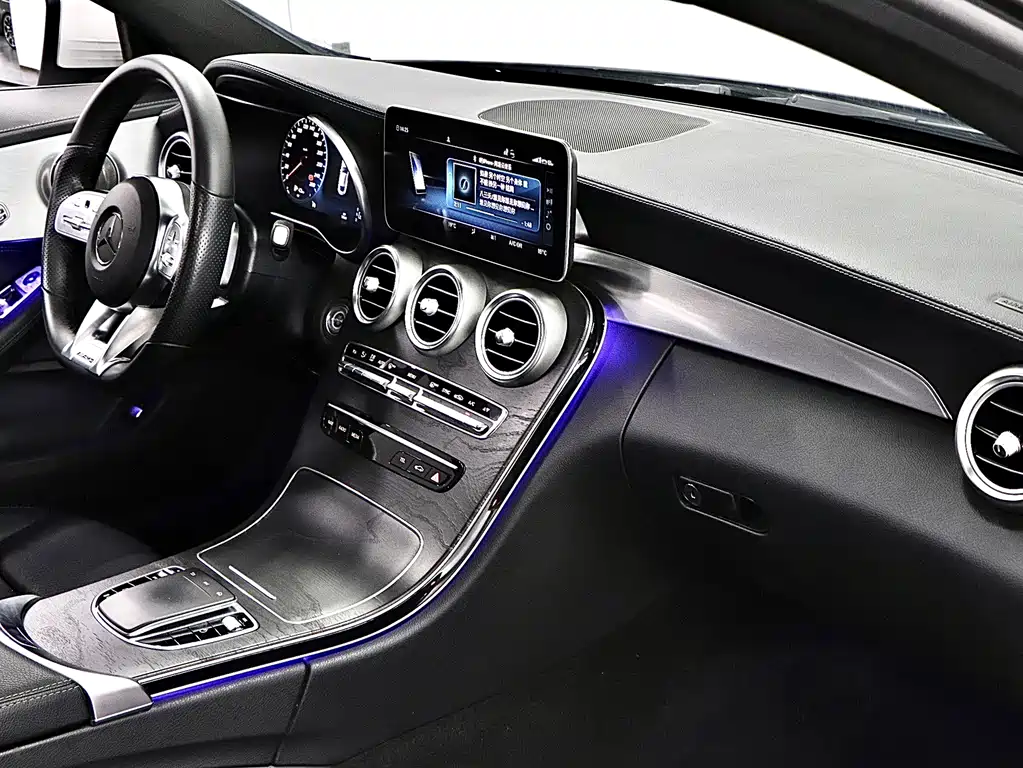 Mercedes-Benz C-Class 2019 — фото 13