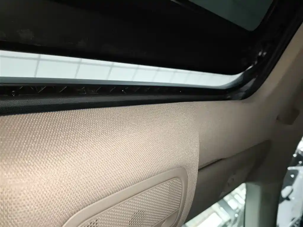 Audi Q3 2017 — фото 14