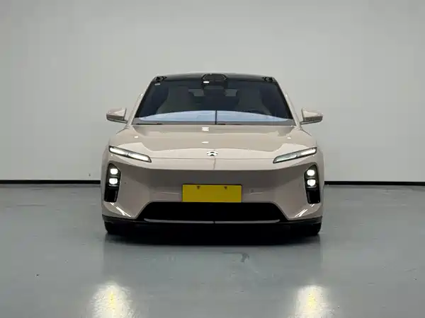NIO ET5 2025