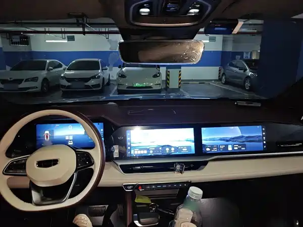 Geely Xingyue L 2022