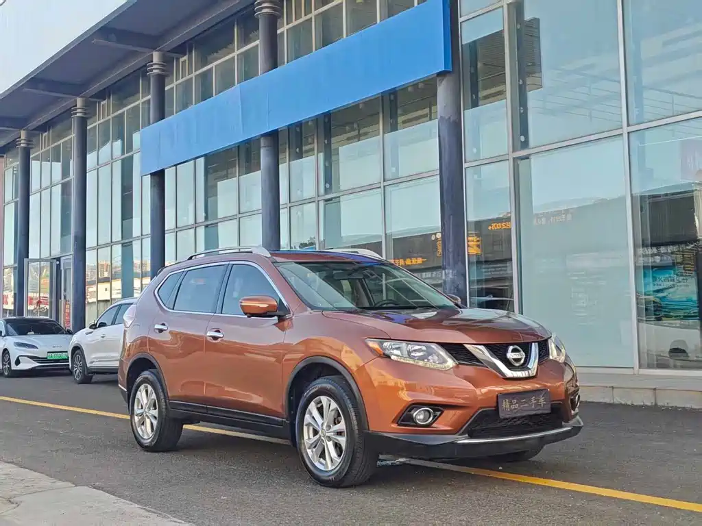 Nissan X-Trail 2015