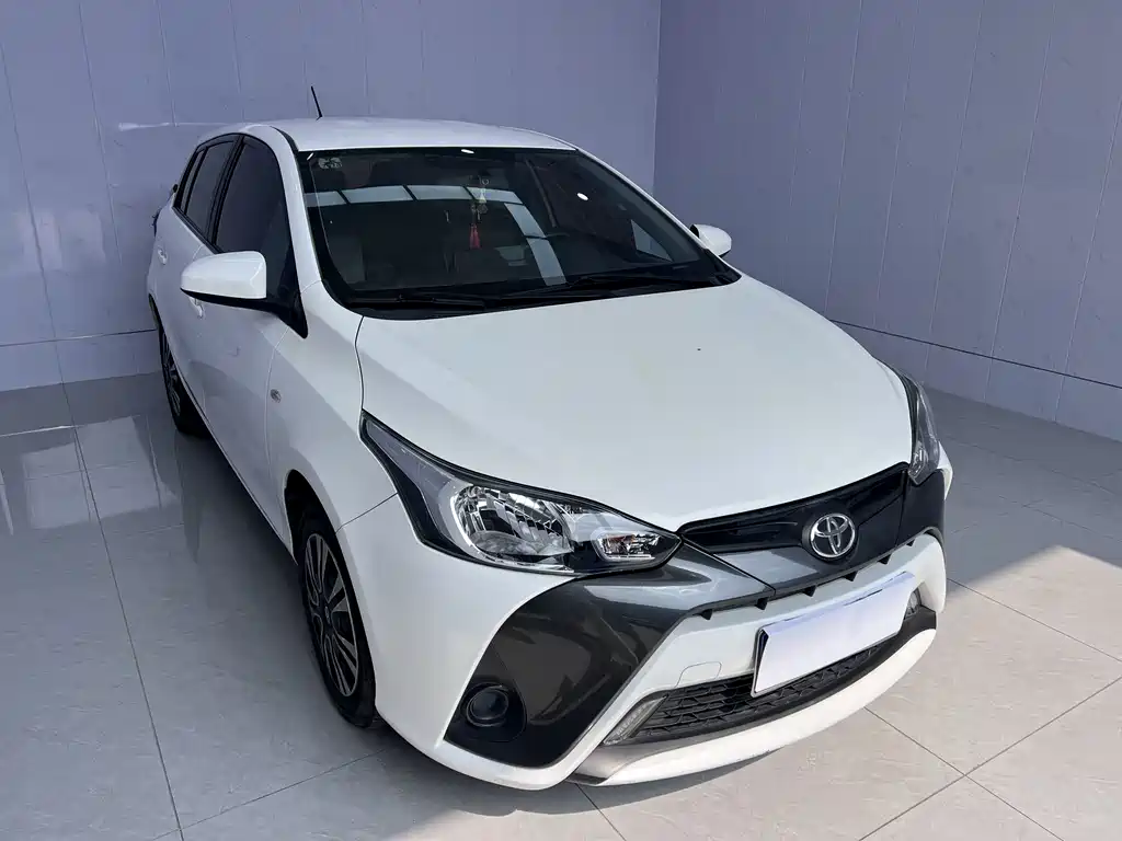Toyota Yaris L 2017