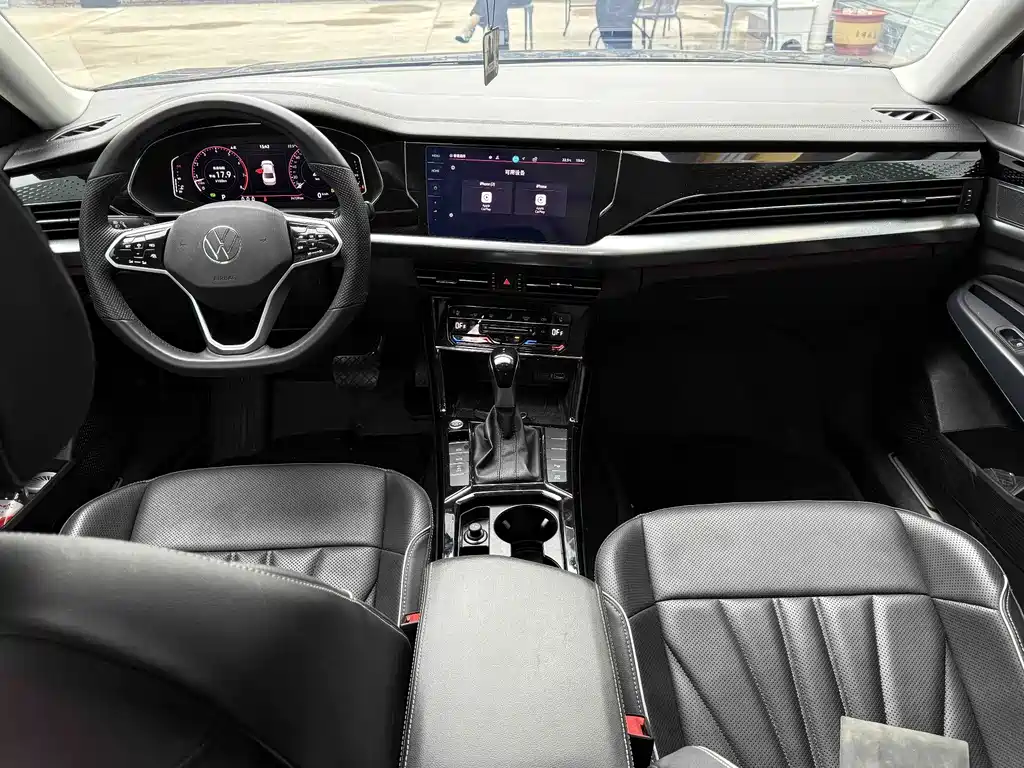 Volkswagen Passat 2024