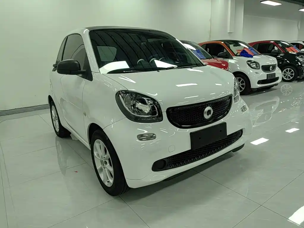 smart fortwo 2016 — фото 4