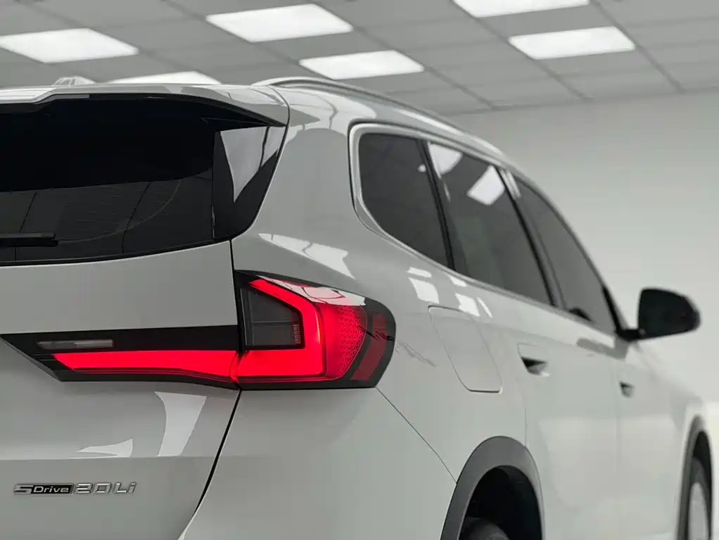 BMW X1 2023 — фото 9
