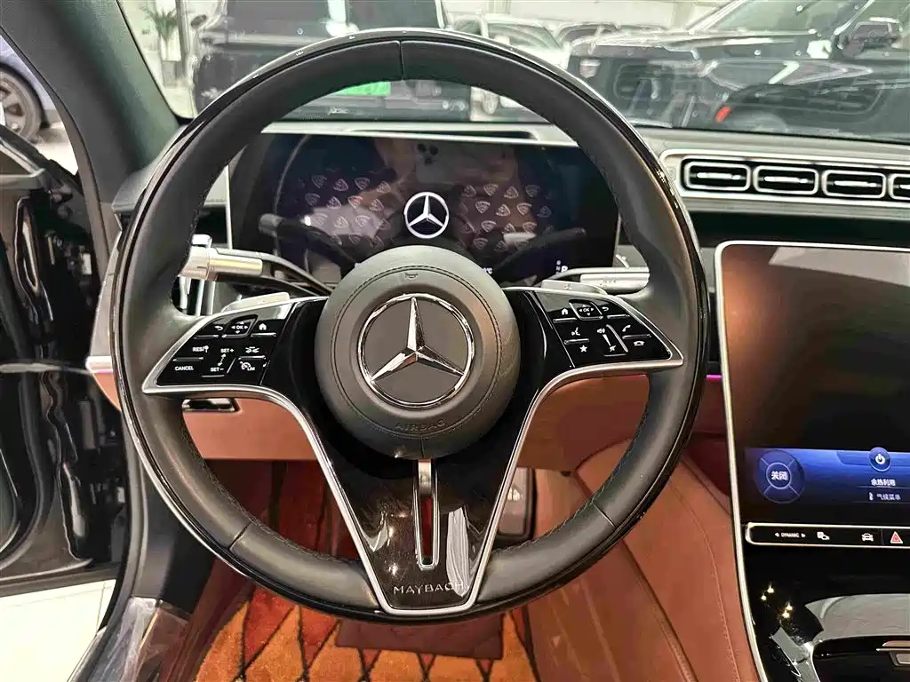 Mercedes-Benz Maybach S-Class 2022 — фото 6