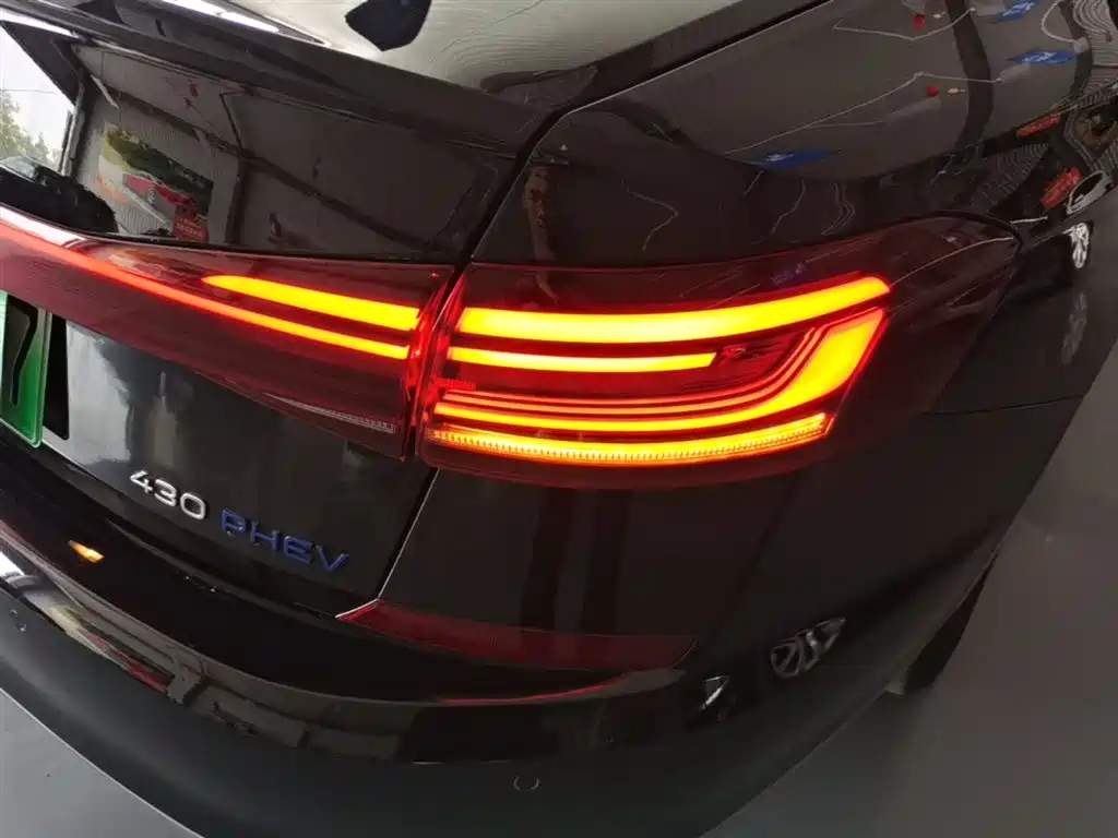 Volkswagen Passat PHEV 2023 — фото 24