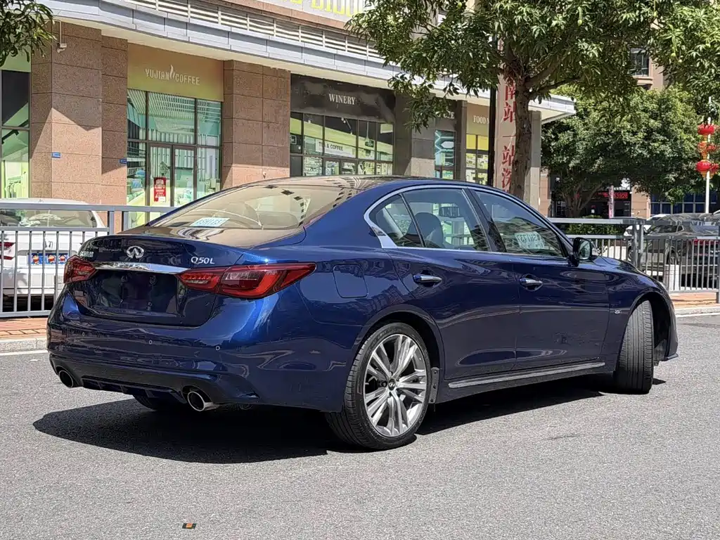 Infiniti Q50L 2018 — фото 4