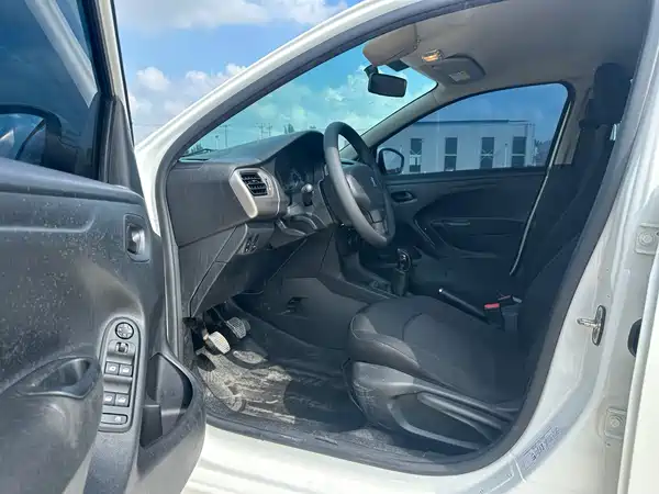 Peugeot 301 2017