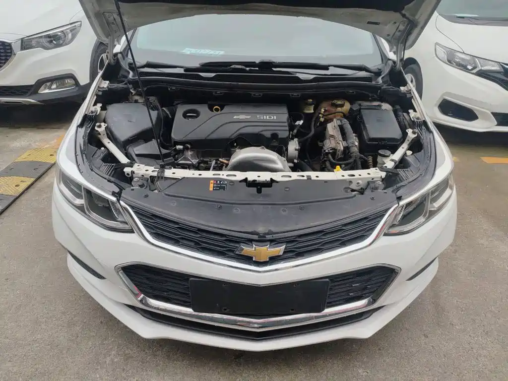 Chevrolet Cruze 2018 — фото 16
