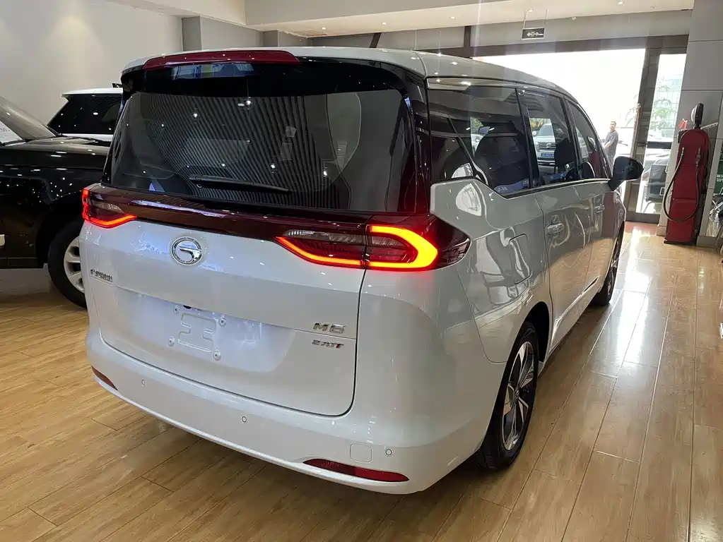 GAC Trumpchi M6 2022 — фото 11