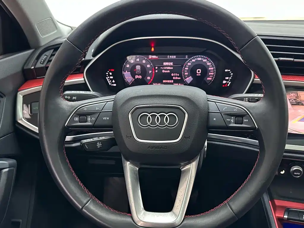Audi Q3 2022 — фото 11
