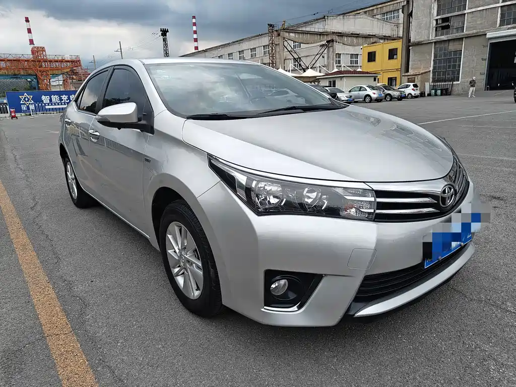 Toyota Corolla 2016 — фото 18