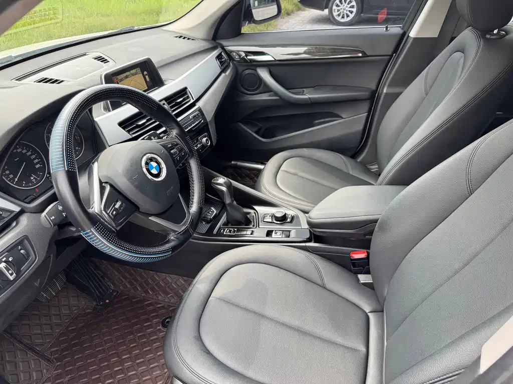 BMW X1 2017 — фото 12