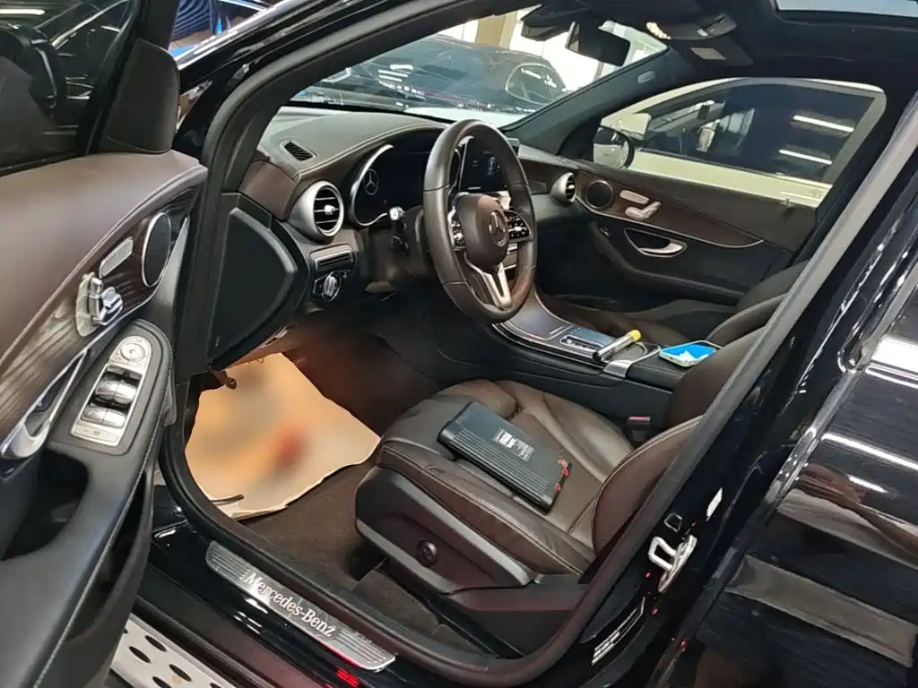 Mercedes-Benz GLC 2023 — фото 16