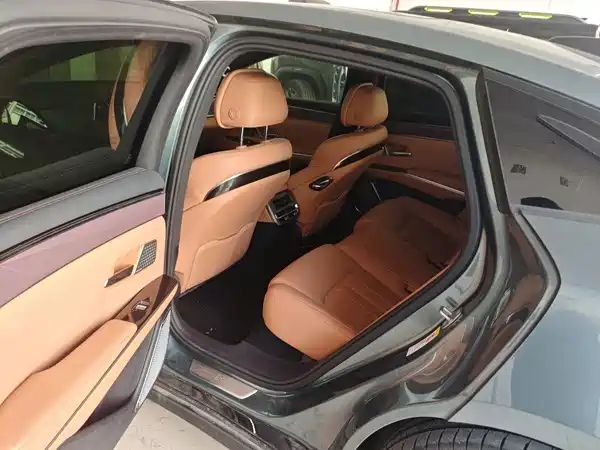 BYD Han L 2025