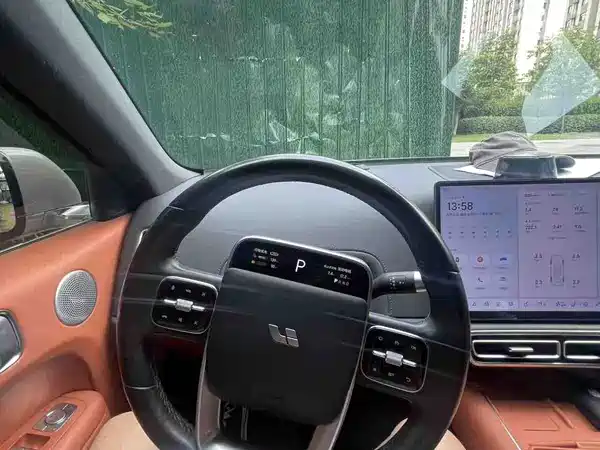 Li Auto L6 2024