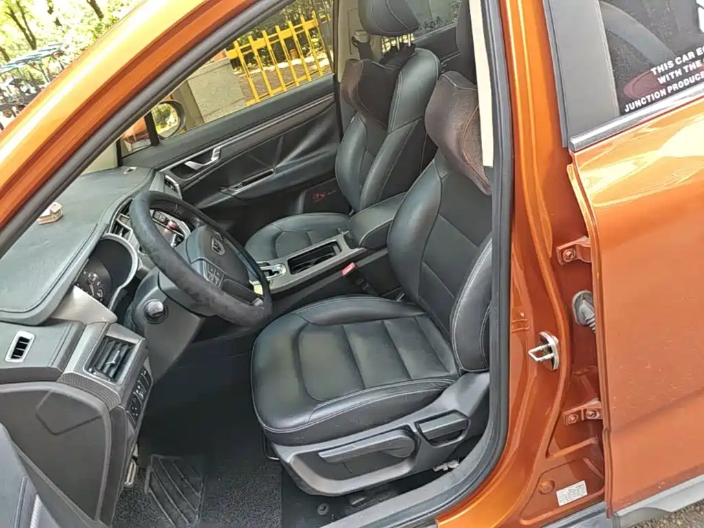 Geely Emgrand GS 2016 — фото 15