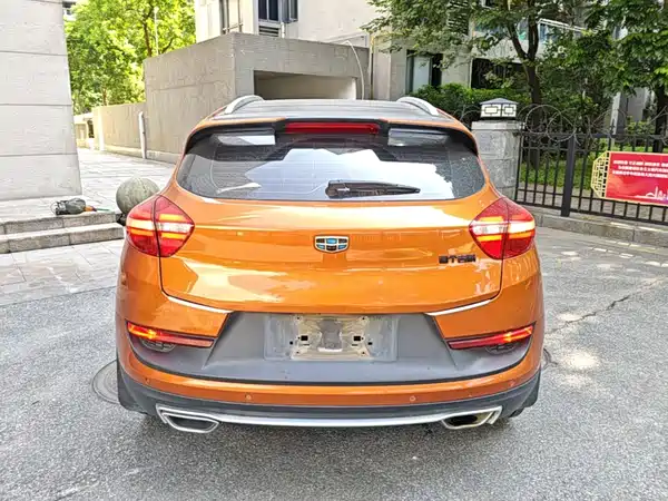 Geely Emgrand GS 2016
