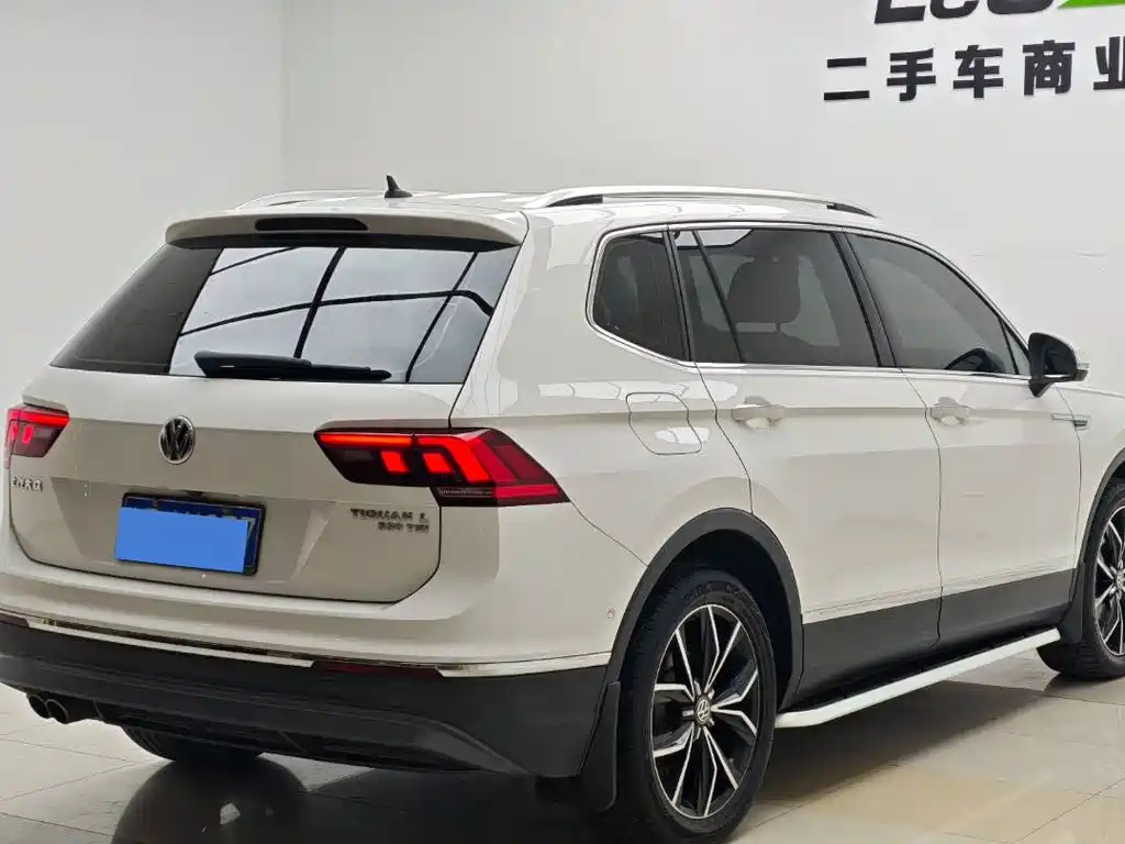 Volkswagen Tiguan L 2019 — фото 12