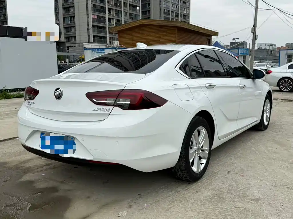 Buick Regal 2019 — фото 13