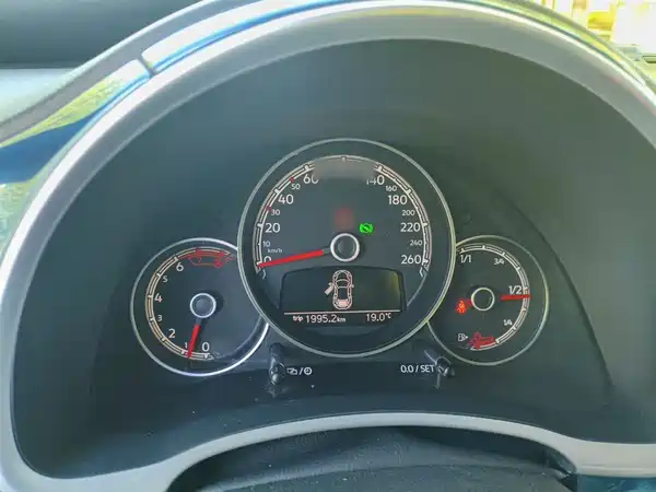 Volkswagen Beetle 2018