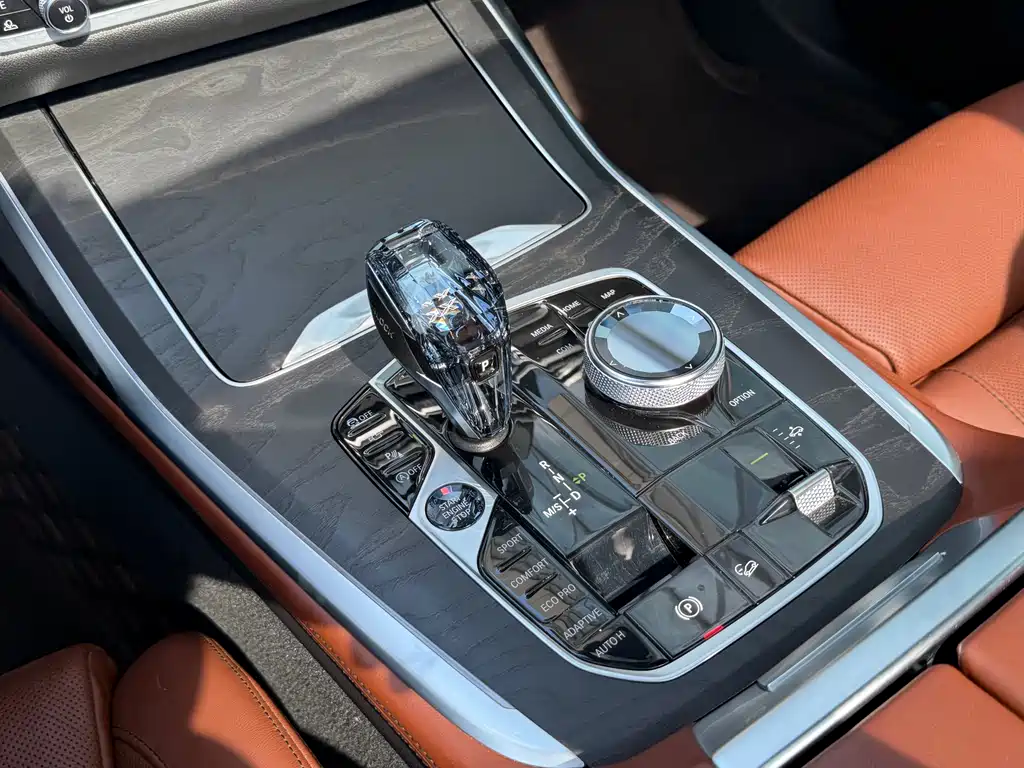 BMW X7 2021 — фото 17