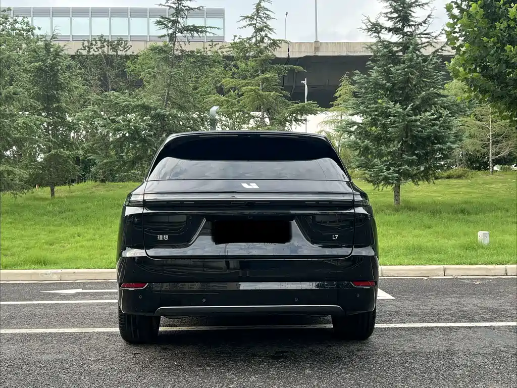 Li Auto Li L7 2026
